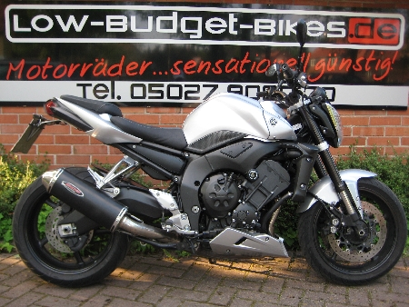 YAMAHA 122_1.jpg